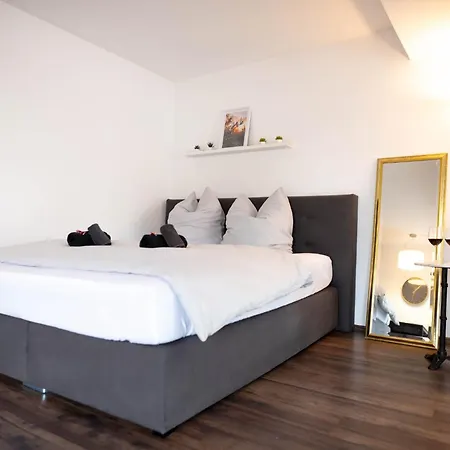 公寓 Greentreehomes - Birke - Balkon Mit Vesteblick 科堡