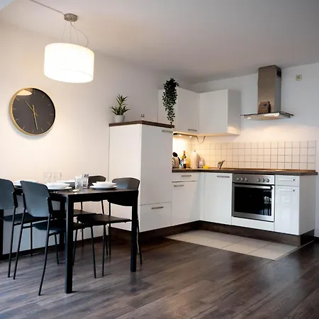 Greentreehomes - - Balkon Mit Vesteblick - Privatparkplatz Coburg